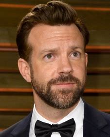 jason sudeikis height in feet.